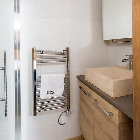 Ginabelle 8 - Year Apartamento *