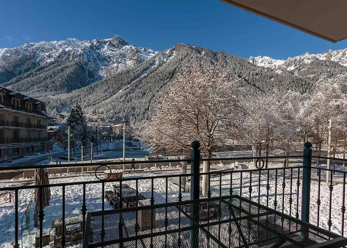 Ginabelle 8 - Year *